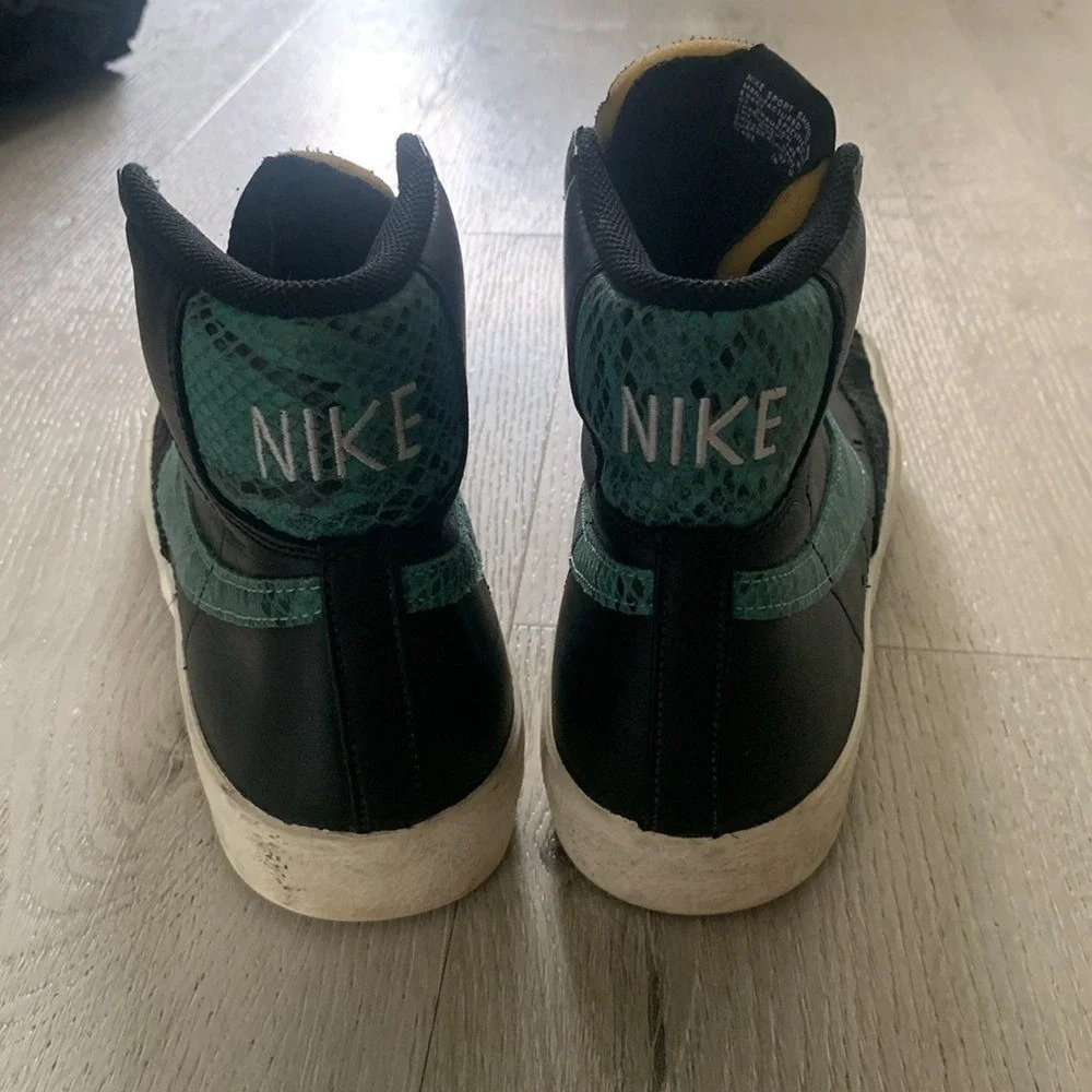 Nike Blazer Mid VNTG‎ 'Snakeskin Swoosh